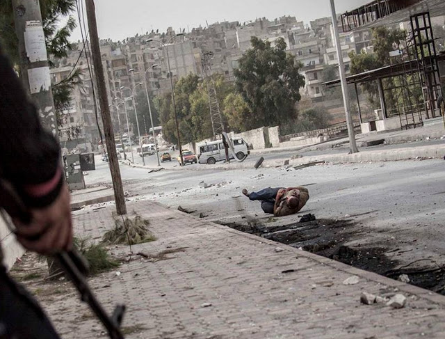 Φωτογραφικό υλικό από τον εμφύλιο στη Συρία - ΠΡΟΣΟΧΗ σκληρές εικόνες - - Φωτογραφία 29