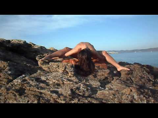 Η σέξι… γιόγκα της Χριστίνας Πάζιου! (Video) - Φωτογραφία 1
