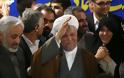 Iράν: Πως διαμορφώνεται το προεκλογικό σκηνικό ένα μήνα πριν τις εκλογές