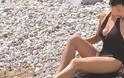 H 41χρονη Νόνη Δούνια με μαγιό στις Σπέτσες