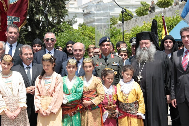 ΠΑΡΟΥΣΙΑ ΑΡΧΗΓΟΥ ΓΕΕΘΑ ΣΤΙΣ ΕΚΔΗΛΩΣΕΙΣ ΓΙΑ ΤΗΝ ΗΜΕΡΑ ΜΝΗΜΗΣ ΤΗΣ ΓΕΝΟΚΤΟΝΙΑΣ ΤΩΝ ΕΛΛΗΝΩΝ ΤΟΥ ΠΟΝΤΟΥ - Φωτογραφία 3