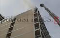 Πάτρα: Υπό πλήρη έλεγχο η φωτιά στο ξενοδοχείο Αστήρ - Ξέσπασε στο δωμάτιο της Β. Μεντζελοπούλου - Φωτογραφία 1