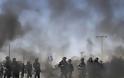 Αφγανιστάν: Τουλάχιστον 11 αστυνομικοί και 26 αντάρτες νεκροί σε δύο επιθέσεις