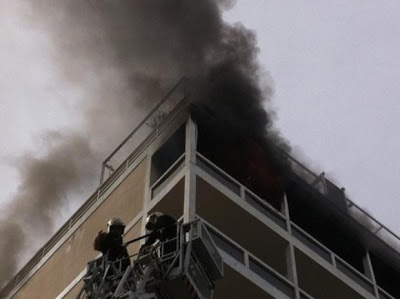 Πάτρα: Aπό απροσεξία η πυρκαγιά στο ξενοδοχείο Αστήρ - Δείτε φωτο-video - Φωτογραφία 5
