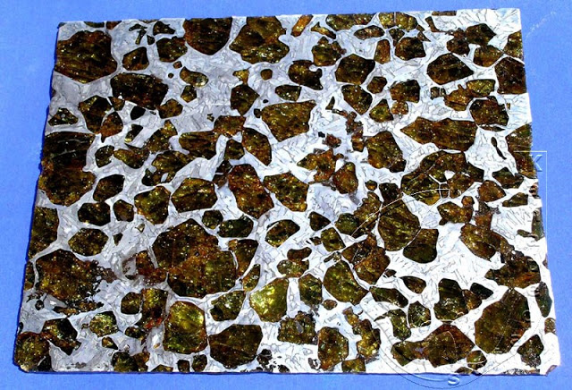 Ο 4,5 δισεκατομμυρίων ετών όμορφος και μυστηριώδης μετεωρίτης Fukang! - Φωτογραφία 2
