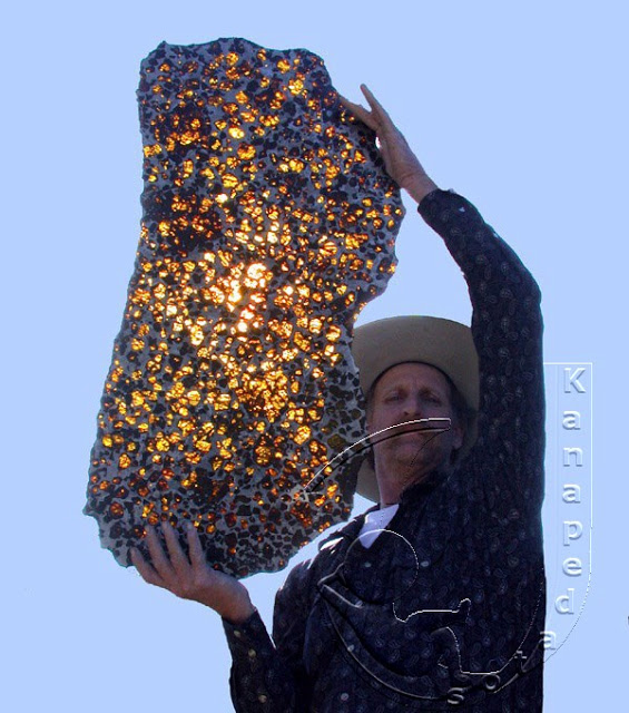 Ο 4,5 δισεκατομμυρίων ετών όμορφος και μυστηριώδης μετεωρίτης Fukang! - Φωτογραφία 7