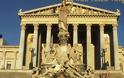 Η Αυστρία επιστρέφει στην Αθήνα τα κέρδη της από τα ελληνικά ομόλογα