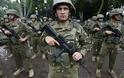 Ελέγχουν τις κάμερες ασφαλείας για την επίθεση στο γάλλο στρατιώτη