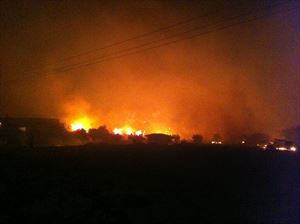 Δείτε βίντεο από τη φωτιά στο Ν. Χανίων - Φωτογραφία 1
