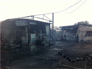 Σκηνικό τρόμου στο Ν. Χανίων - Κάηκαν επιχειρήσεις - Εκκενώθηκαν σπίτια! Δείτε συγκλονιστικά βίντεο - Φωτογραφία 2