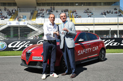 Η Alfa Romeo χορηγός της πίστας της Monza - Αυτοκίνητα της Alfa Romeo διαθέσιμα στην παλαιότερη πίστα της Ιταλίας και τρίτη παλαιότερη στον κόσμο - Φωτογραφία 1