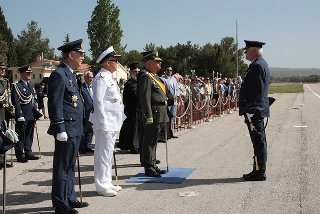 ΠΑΡΟΥΣΙΑ ΑΡΧΗΓΟΥ ΓΕΕΘΑ ΣΤΗΝ ΤΕΛΕΤΗ ΑΠΟΝΟΜΗΣ ΠΟΛΕΜΙΚΗΣ ΣΗΜΑΙΑΣ ΣΤΗ ΣΧΟΛΗ ΤΕΧΝΙΚΩΝ ΥΠΑΞΙΩΜΑΤΙΚΩΝ ΑΕΡΟΠΟΡΙΑΣ (ΣΤΥΑ) - Φωτογραφία 1