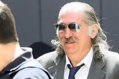 O Mάκαρος με λουκ ρέμπελου...[photos]