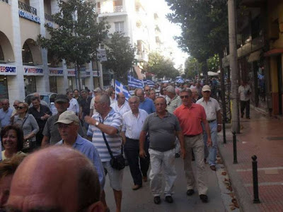 Βούλιαξε ο Κάμπος πάνω απο 10.000 Αξιωματικοί ''κατέλαβαν'' το κέντρο της Λάρισας! (φώτο) - Φωτογραφία 10