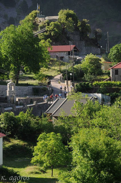 Μοναδική εμπειρία για τους ποδηλάτες η διάσχιση των Αγράφων - Φωτογραφία 2