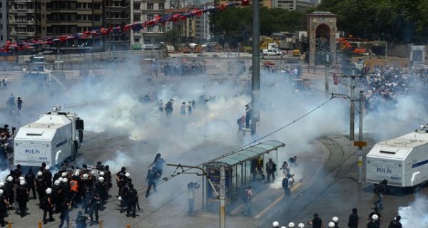 ΑΝΑΛΥΣΗ:Oι λόγοι των συγκρούσεων στην Κωνσταντινούπολη - Φωτογραφία 1
