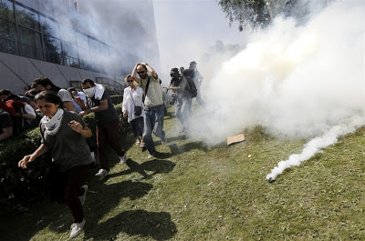 Κόλαση στη Κωνσταντινούπολη - Δείτε εικόνες και video από τις αναταραχές - Φωτογραφία 5