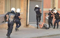 Σοκάρει η ωμή βία της τουρκικής αστυνομίας ...!!! - Φωτογραφία 1