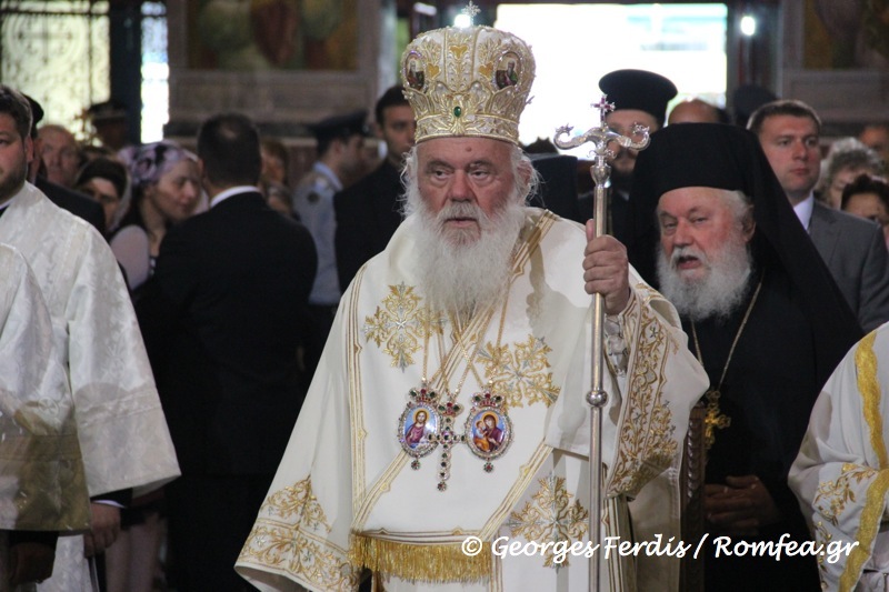Λαμπρό συλλείτουργο Πατριάρχη Μόσχας και Αρχιεπισκόπου (ΦΩΤΟΓΡΑΦΙΕΣ + ΒΙΝΤΕΟ)...!!! - Φωτογραφία 14