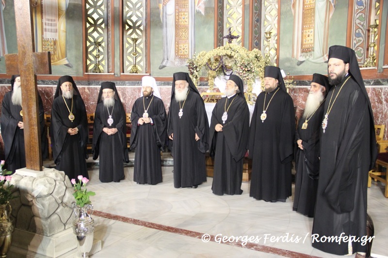 Λαμπρό συλλείτουργο Πατριάρχη Μόσχας και Αρχιεπισκόπου (ΦΩΤΟΓΡΑΦΙΕΣ + ΒΙΝΤΕΟ)...!!! - Φωτογραφία 5