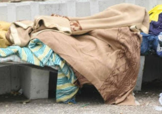 Νεκρός άστεγος στο Κερατσίνι - Φωτογραφία 1