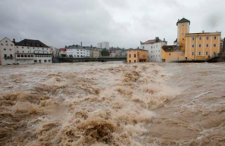 Καταστροφικές πλημμύρες σε Αυστρία, Γερμανία και Τσεχία - Φωτογραφία 1