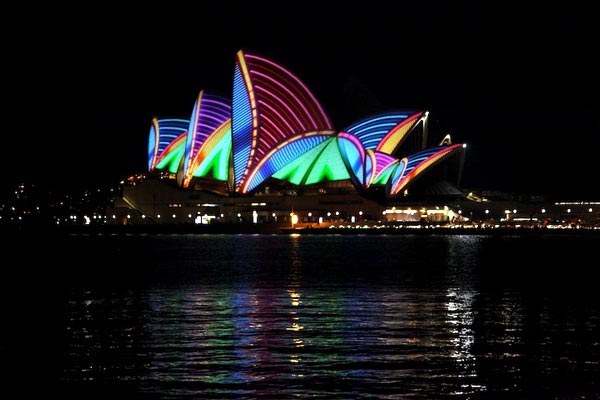 Καταπληκτικό θέαμα φωτός στην Όπερα του Σίδνεϊ! - Φωτογραφία 5