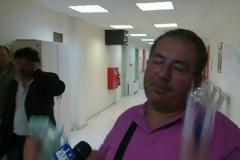 Πάτρα: O πατέρας της τετραπληγικής Μαρίας ξεκίνησε απεργία πείνας - Ο ΕΟΠΥΥ αρνείται τη χορήγηση δωρεάν αναλώσιμων υλικών