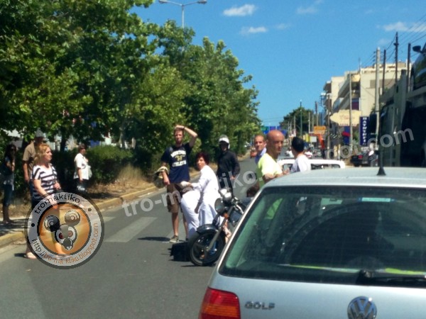 ΣΥΜΒΑΙΝΕΙ ΤΩΡΑ: Σοβαρό τροχαίο στη Λ. Μεσογειων με βαριά τραυματισμένο - Φωτογραφία 2