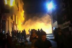 Νύχτα τρόμου στην Tουρκία – Φωτιές και οδοφράγματα σε Πόλη, Αγκυρα και Σμύρνη