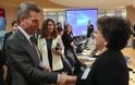 Oettinger: Η ομαδική εργασία είναι απαραίτητη για την αντιμετώπιση του αυξημένου παγκόσμιου ανταγωνισμού