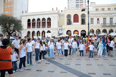 Πάτρα: Στο κέντρο της πόλης συνεχίστηκε η εκστρατεία του Δήμου Πατρέων για την Aνακύκλωση - Δείτε φωτο - Φωτογραφία 2