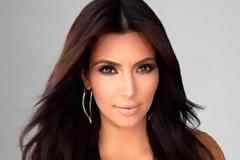 Γυμνό άγαλμα της εγκύου Kim Kardashian σύμβολο γονιμότητας!