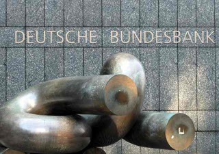 Μαύρες προβλέψεις από τη Bundesbank - Φωτογραφία 1