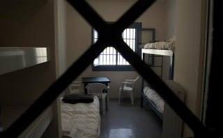 Νέα ευρήματα στο κελί του Παναγιώτη Βλαστού στις Φυλακές Τρικάλων - Φωτογραφία 1