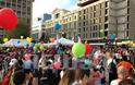 Βουλιάζει η Αθήνα από την παρέλαση των gay! - Εντυπωσιακές εικόνες και βίντεο - Φωτογραφία 5