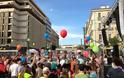 Βούλιαξε η Αθήνα από την παρέλαση των gay! - Εντυπωσιακές εικόνες και βίντεο - Φωτογραφία 6