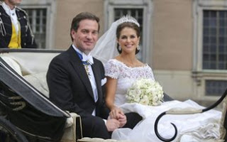 Η πριγκίπισσα Μαντλέν της Σουηδίας παντρεύτηκε «θνητό» - Φωτογραφία 1