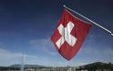 Άλλη μια ηχηρή σφαλιάρα στην πολυπολιτισμικότητα - Υπέρ αυστηρότερου νόμου για τη χορήγηση ασύλου η πλειοψηφία των Ελβετών