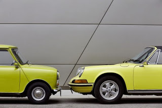 Το κλασικό Mini συγχαίρει την Porsche 911 για τα 50ά της γενέθλια (+photo gallery) - Φωτογραφία 6