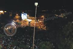 Χιλιάδες κόσμος συγκεντρωμένος έξω από την ΕΡΤ [photo+video]