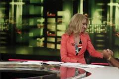 Tο τελευταίο δελτίο της Έλλης Στάη: Bουρκωμένη, θυμωμένη, τρυφερή στην πιο δύσκολη αποφώνηση της καριέρας της