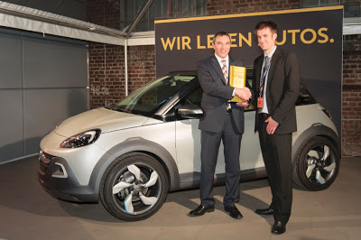 Plus X Award 2013: Η Opel ψηφίστηκε η “Πιο Καινοτόμος Μάρκα” για τρίτη φορά μετά το 2010 και το 2012 - Φωτογραφία 1