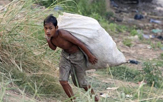 Πάνω από 10 εκατ. παιδιά εργάζονται ως «σύγχρονοι σκλάβοι» - Φωτογραφία 1