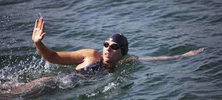 Τα δολοφονικά τσιμπήματα της μέδουσας στο κορμί της 28χρονης κολυμβήτριας - Φωτογραφία 1