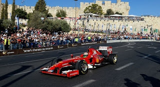 H Ferrari «ΕΤΡΕΞΕ» ΣΤΗΝ ΙΕΡΟΥΣΑΛΗΜ (ΒΙΝΤΕΟ & PHOTOS) - Φωτογραφία 3