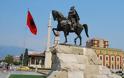 Πράσινο φως για αύξηση μισθών και συντάξεων στην Αλβανία