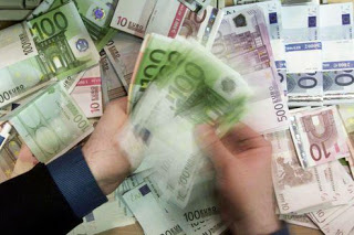 Κυβερνήσεις και πιστωτές θα πληρώνουν ακόμα και στην ανακεφαλαιοποίηση των τραπεζών από τον ESM - Φωτογραφία 1