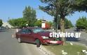 Αγρίνιο: Αυτοκίνητο «καρφώθηκε» σε κολόνα