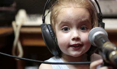 ΦΩΤΟ: Η πιο γλυκιά ραδιοφωνική παραγωγός της ΕΡΤ! - Φωτογραφία 3